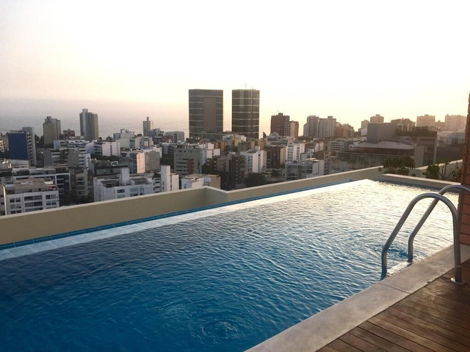 Sport & Beauty 4, Areas Temporales - Near Larcomar Shopping Center, Lima