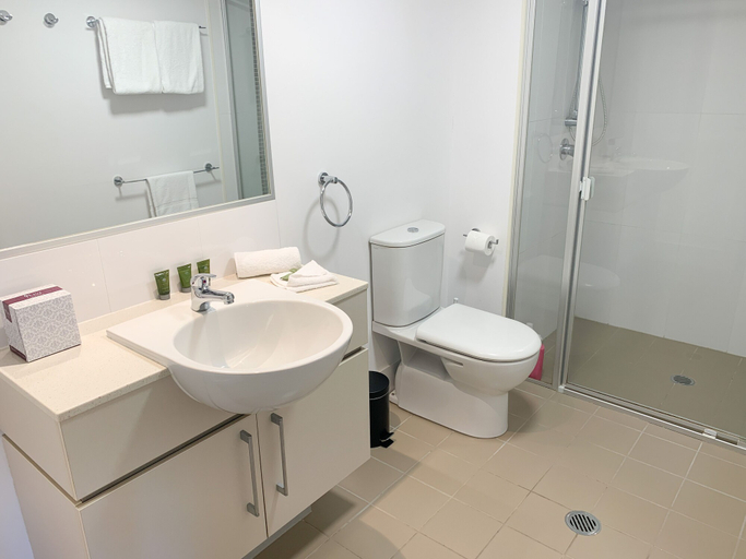 Bathroom 4, Horton Apartments, Maroochy - Maroochydore