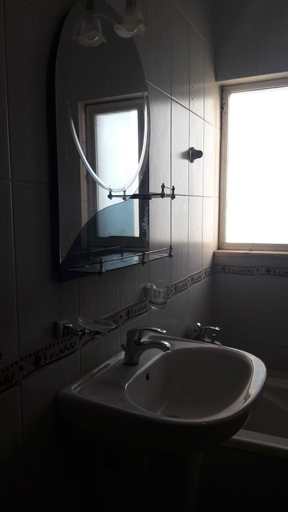 Bathroom, Villa Hmoud, Ardhah