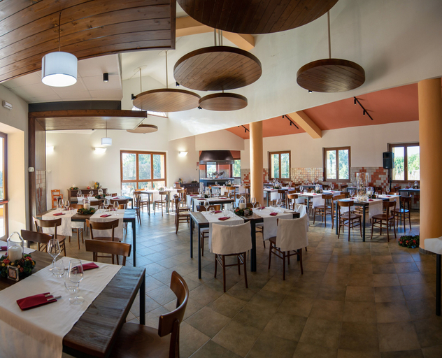 Food & Drinks 5, S'ena Hotel, Medio Campidano