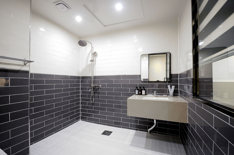 Bathroom 3, Hound Hotel Gijang, Gijang