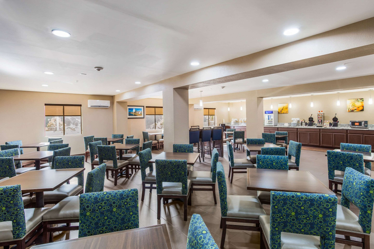 Food & Drinks 5, Comfort Inn Charleston South, Kanawha