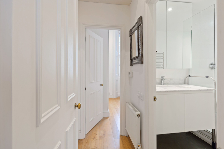 Others 5, JOIVY Elegant 1-Bed Flat In Bayswater, London