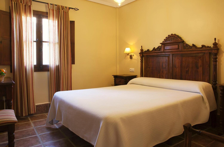 Bedroom 4, Hospedería Santiago, Cádiz