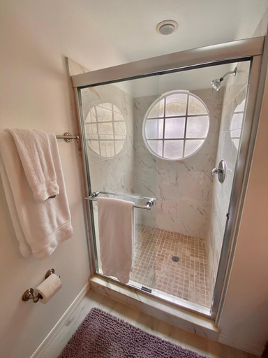 Bathroom 3, Three-bedroom Apartment - 5009 LBC - Vusa, Osceola