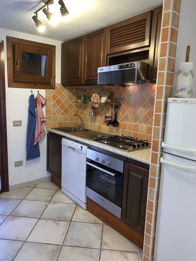 Private kitchen 3, Appartamento I Gerani 3 San Teodoro Centro, Nuoro