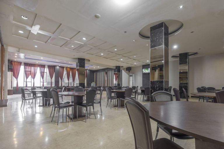 Food & Drinks 4, OYO 1081 Allson City Hotel Makassar, Makassar