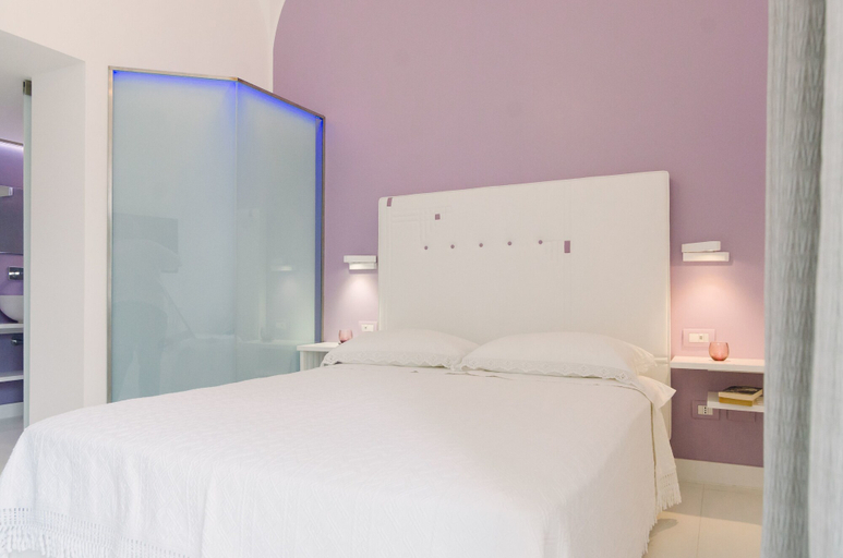 Bedroom 4, Ravello In, Salerno