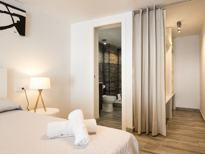 Bedroom 3, ApartUP Cabanyal Market, Valencia