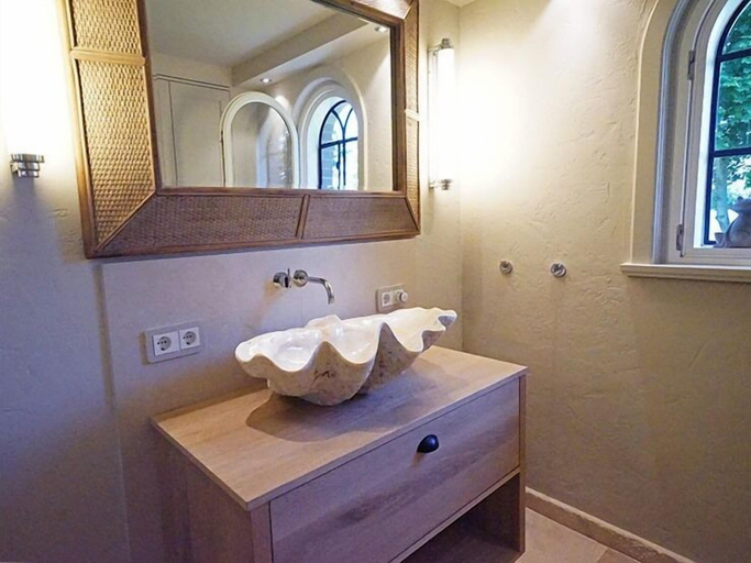 Bathroom 3, Ferienwohnung Terpstich 60a, Nordfriesland