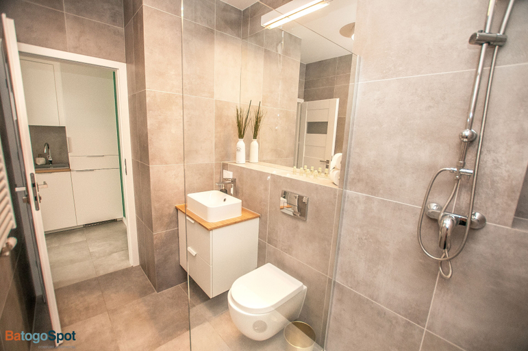Bathroom 4, BatogoSpot Tumski 2, Środa Śląska