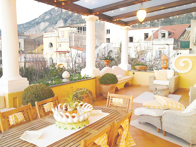 Terrace/patio 3, Casa Dorotea, Napoli