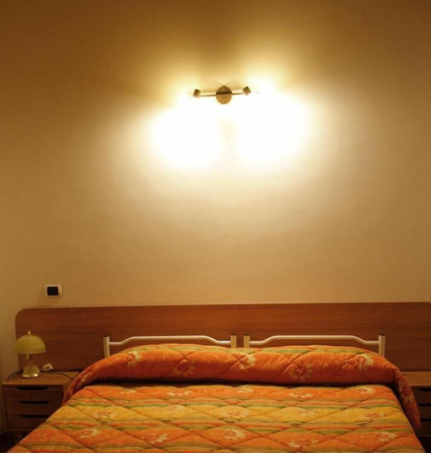 Bedroom 4, Agriturismo Monti Sibillini Camperato, Perugia