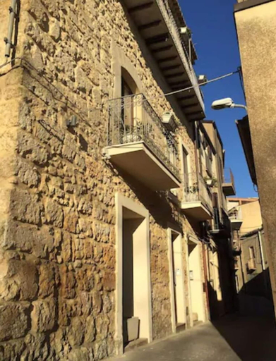 Exterior & Views, P&G Design, Enna
