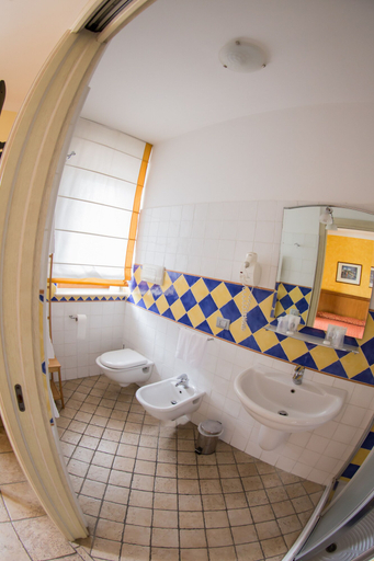 Bathroom 4, Il Vecchio Mulino, Chieti