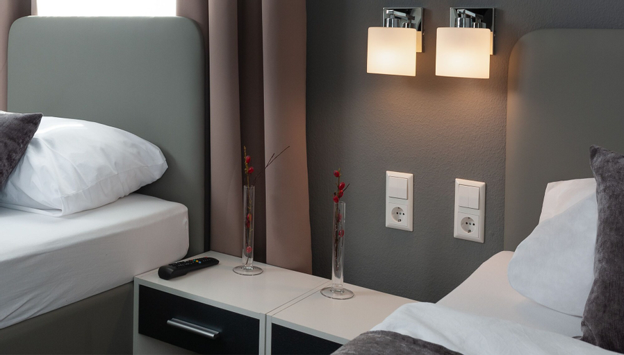 Bedroom 3, Aparthotel Messe Laatzen, Region Hannover