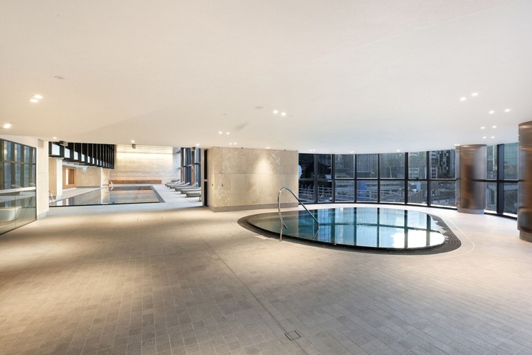 Sport & Beauty 5, Orange Stay At Melbourne Quarter, Melbourne