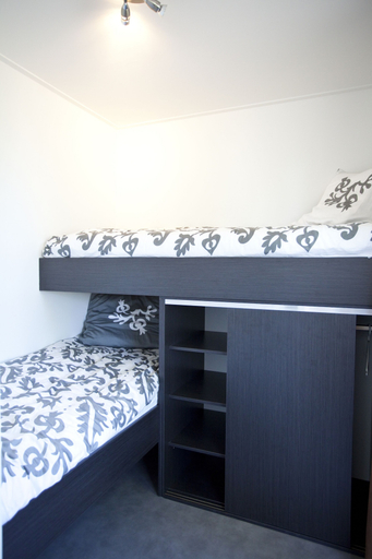 Bedroom 2, EuroParcs Buitenhuizen, Velsen