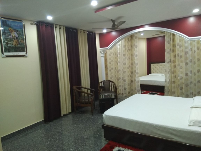 Bedroom 2, Hotel Sky Blue And Restaurant, Kangra