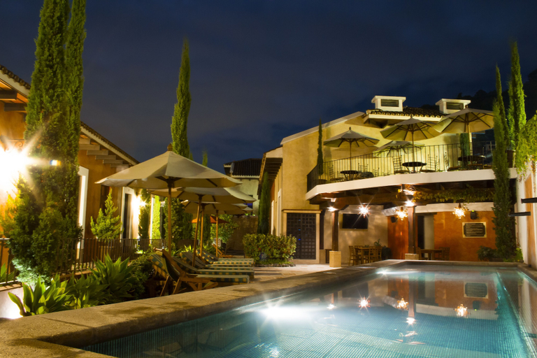 Exterior & Views