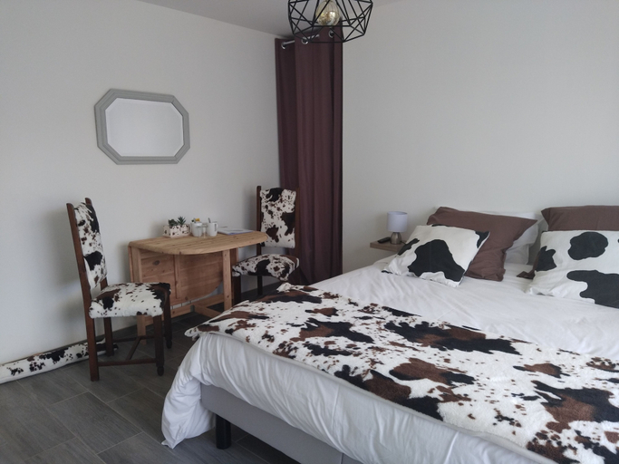 Bedroom 4, La Bergerie du Mesnil, Calvados