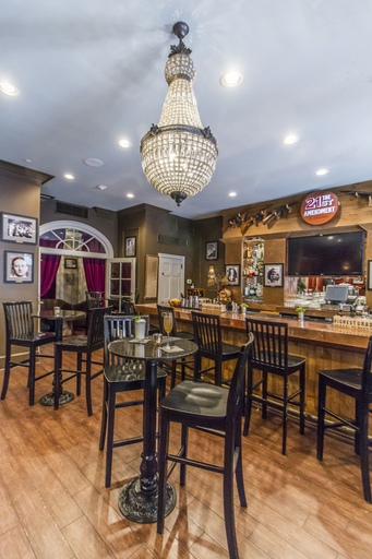 Food & Drinks 5, Hotel Mazarin, Orleans