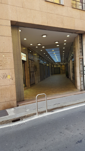 Property entrance 2, BnButler - Galleria Unione, Milano