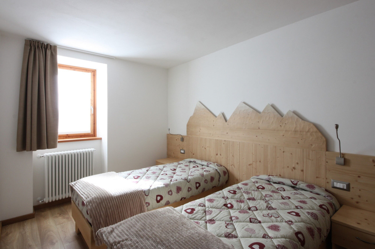 Bedroom 2, Casa Mirandola, Trento