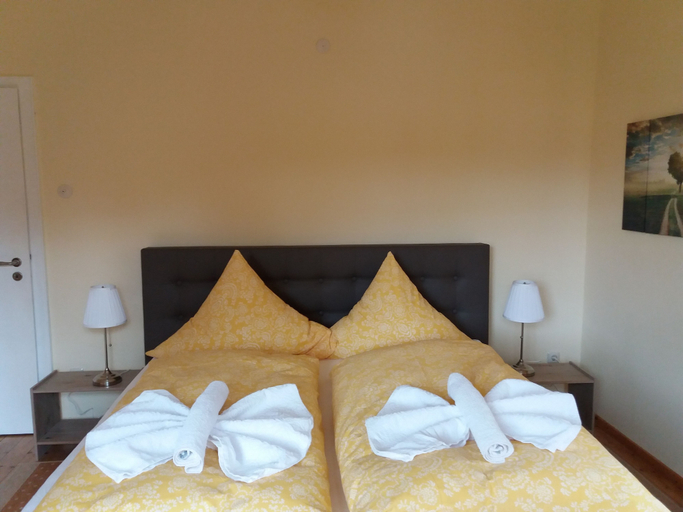 Bedroom 3, Ferienwohnung zur Burg Eltz, Mayen-Koblenz