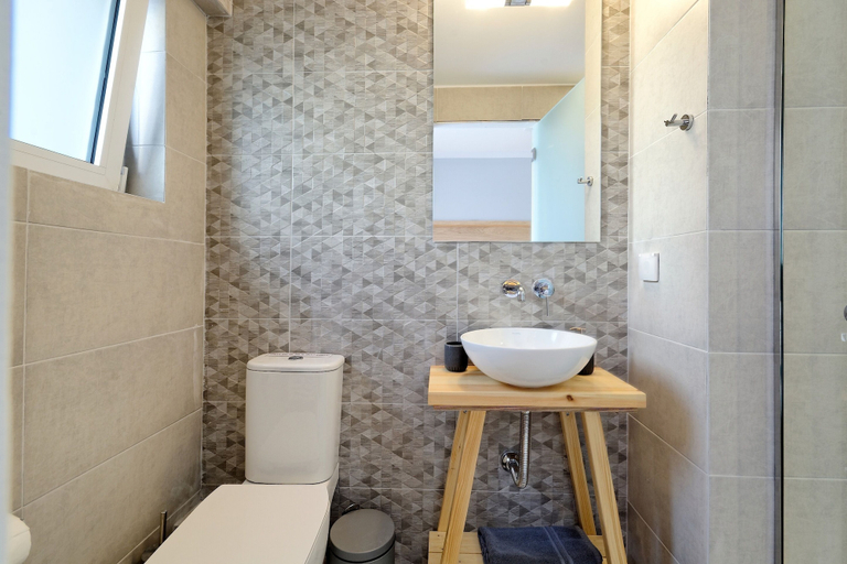 Bathroom 4, Hercules Residence, Attica