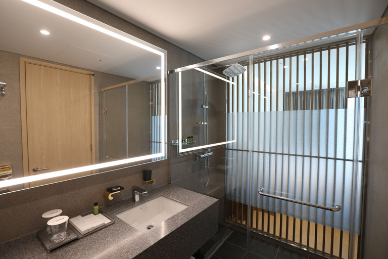 Bathroom 4, Hotel Arina, Miryang