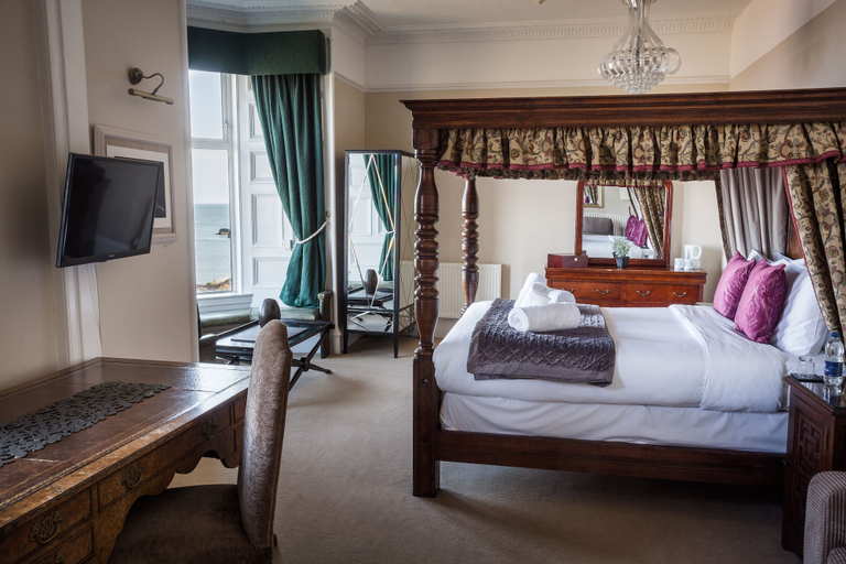 Bedroom 3, Bayswell Park Hotel, East Lothian