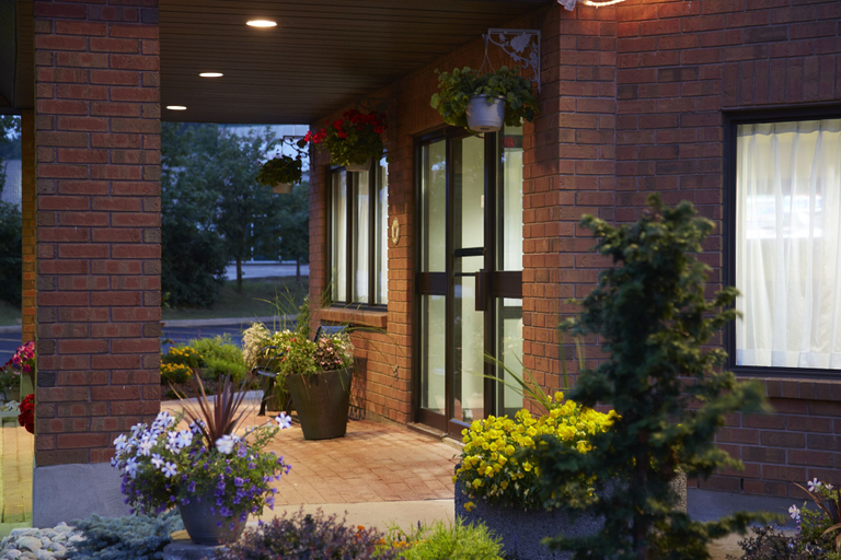Exterior & Views 2, Comfort Inn Laval, Laval