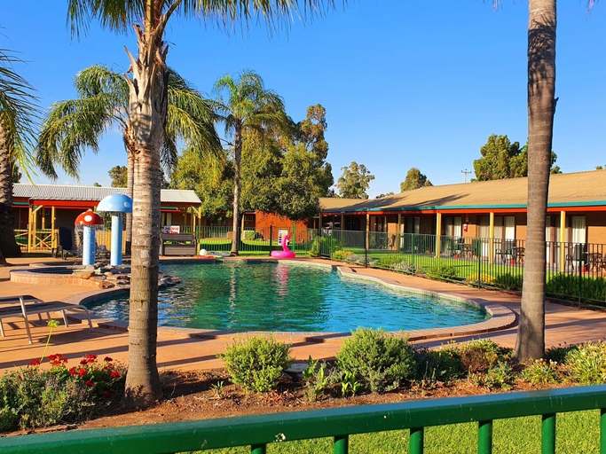 Sport & Beauty 5, Barooga Country Inn Motel, Berrigan
