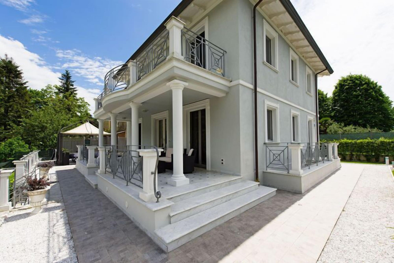 Exterior & Views 2, Villa Raffaela, Lucca