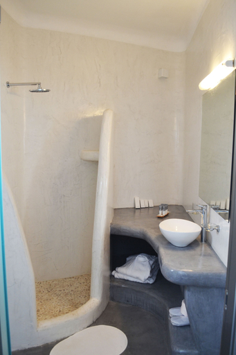 Bathroom 5, Golden Beach Resort Anafi, South Aegean