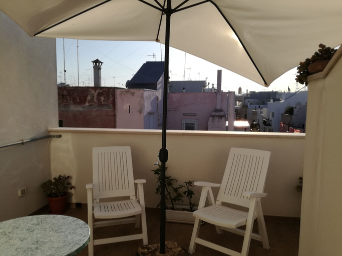 Others 5, Casa Viola - Locazione Breve, Bari