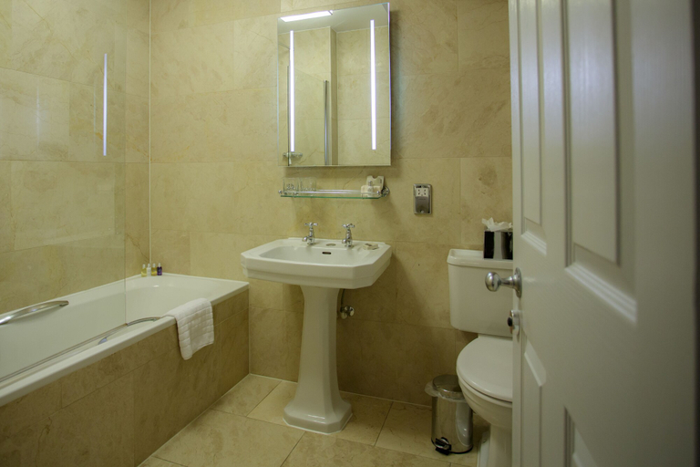 Bathroom 5, The Wood Norton, Worcestershire