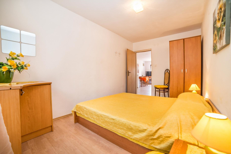 Bedroom 2, Apartments Maria 821, Pula