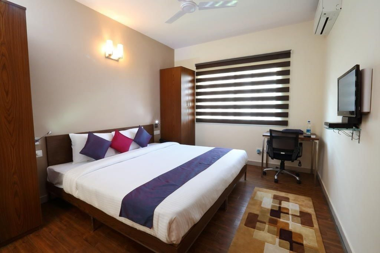 Bedroom 3, Crest Executive Suites, Bangalore