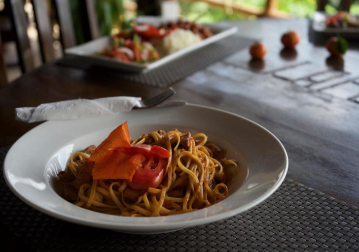 Food & Drinks 5, La Fontana Restaurant & Bungalows, Kaskazini 'A'