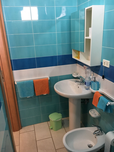 Bathroom 5, Punta Prosciutto Angel Bay B&B, Lecce
