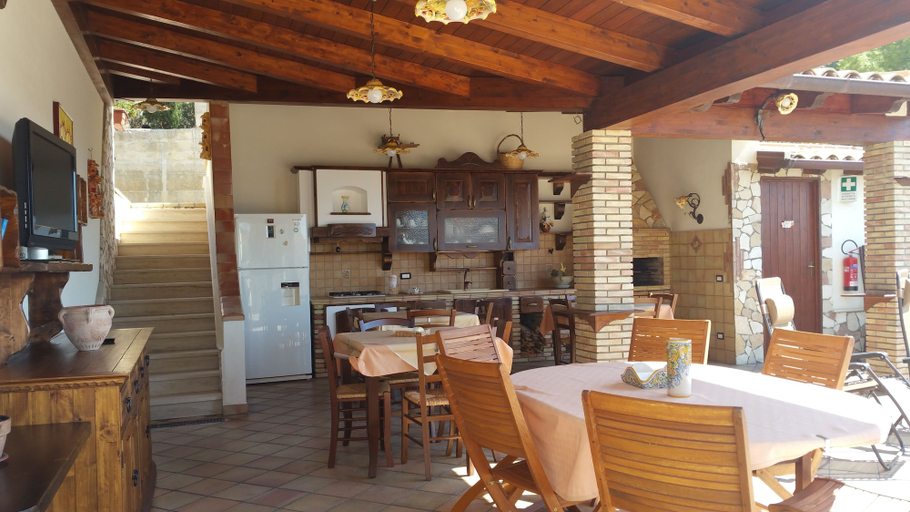 Food & Drinks 5, B&B A Robba de Pupi, Agrigento