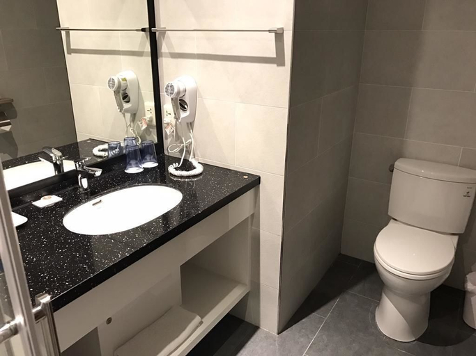 Bathroom 5, Chii Lih Hotel - Taitung Coral Museum, Taitung