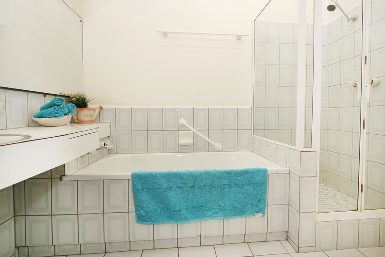Bedroom 3, Wattle Holiday Rental, Boroondara - Hawthorn