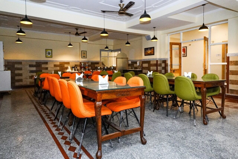 Food & Drinks, Click Sunburry Hotel Srinagar, Srinagar