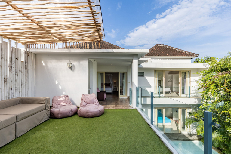 Oceana 4BR Villa in Seminyak By Azure - Harga Promo 2023 di tiket.com