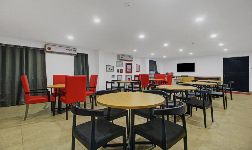Food & Drinks 3, Treebo Shubham SR Nagar, Ranga Reddy