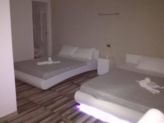 Bedroom 3, BeB Mezzanotte, Potenza