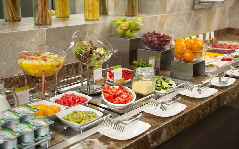 Food & Drinks 5, DoubleTree by Hilton Kazan City Center, Vysokogorskiy rayon